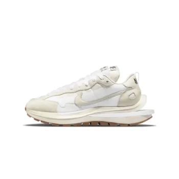 sacai x ナイキ VaporWaffle''Sail''