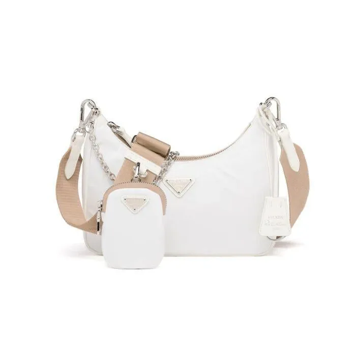 PRADA(プラダ) Re-Edition 2005 ナイロン ショルダーバッグ ホワイト