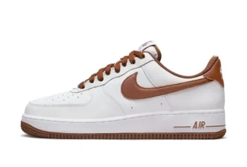 Nike AIR FORCE 1(ナイキ エアフォース1) WHITE/PECAN(ホワイト/ピーカン)が話題沸騰中！